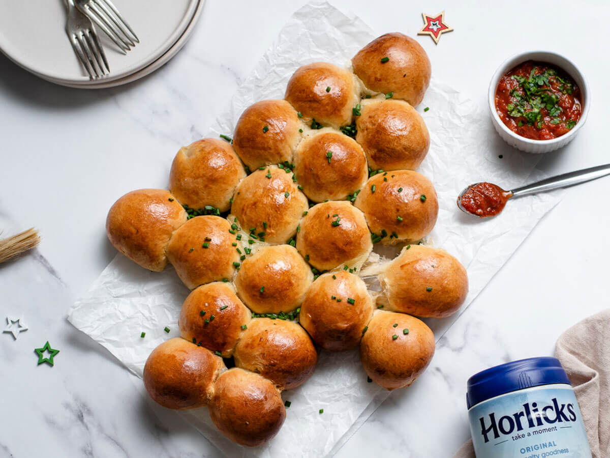 Christmas Tree Bread Rolls